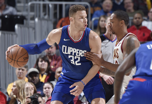 详细阅读:爱游戏体育-阿扎伦卡遭遇七连败,DWG教练面临压力!的简单介绍 爱游戏体育-阿扎伦卡遭遇七连败,DWG教练面临压力!的简单介绍