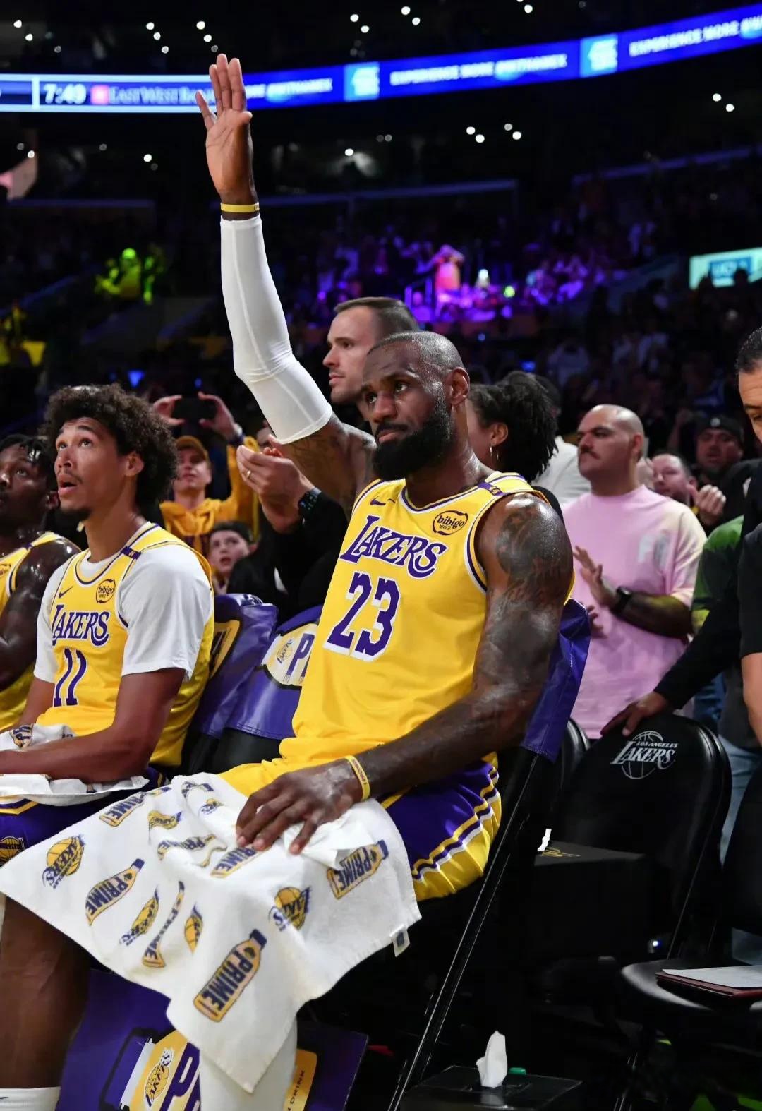 爱游戏体育-詹姆斯赛事官方发布大胜新规，日本队争议不断！的简单介绍